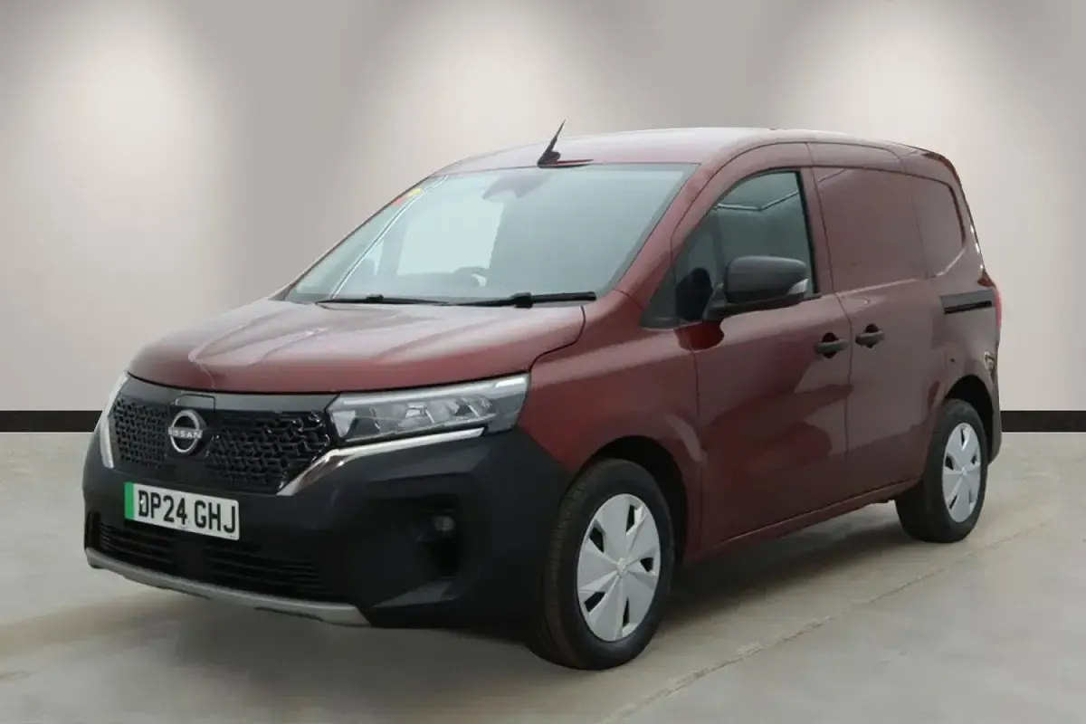 Used Nissan Townstar Acenta 89 kW (122 HP) 2024 Red Van