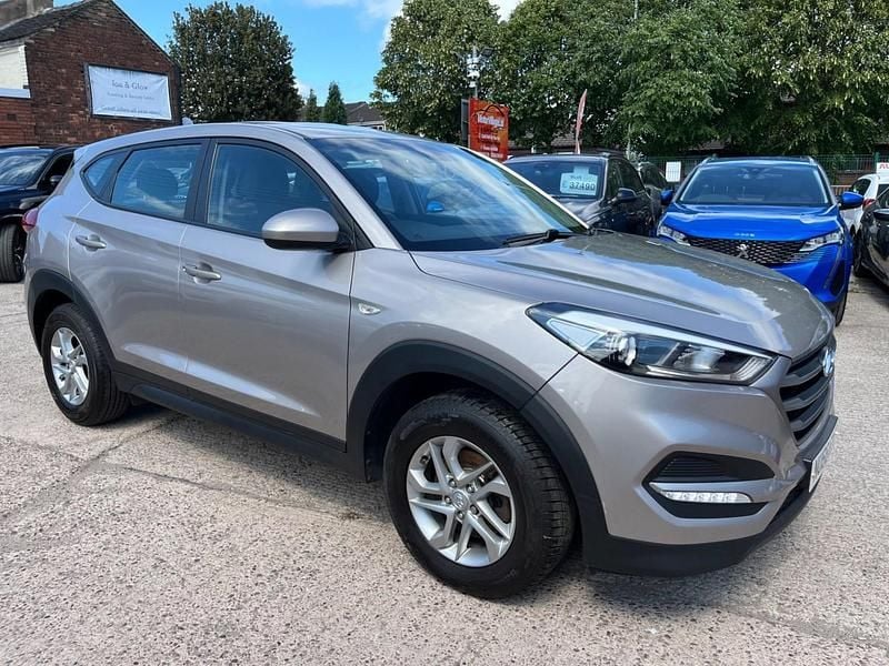 Beige Used 2016 Hyundai Tucson SUV | £6,990 (Good price) - Image 1/4