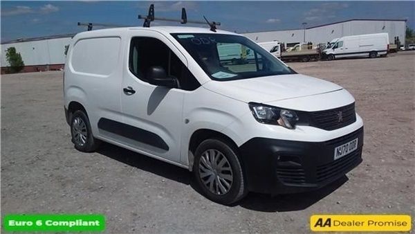 White Used 2020 Peugeot Partner MPV | £10,799 (A bit pricey) - Image 1/1