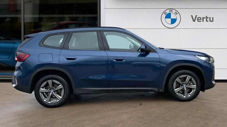 Used BMW X1 Sport Line 170 HP (125 kW) 2023 Blue SUV