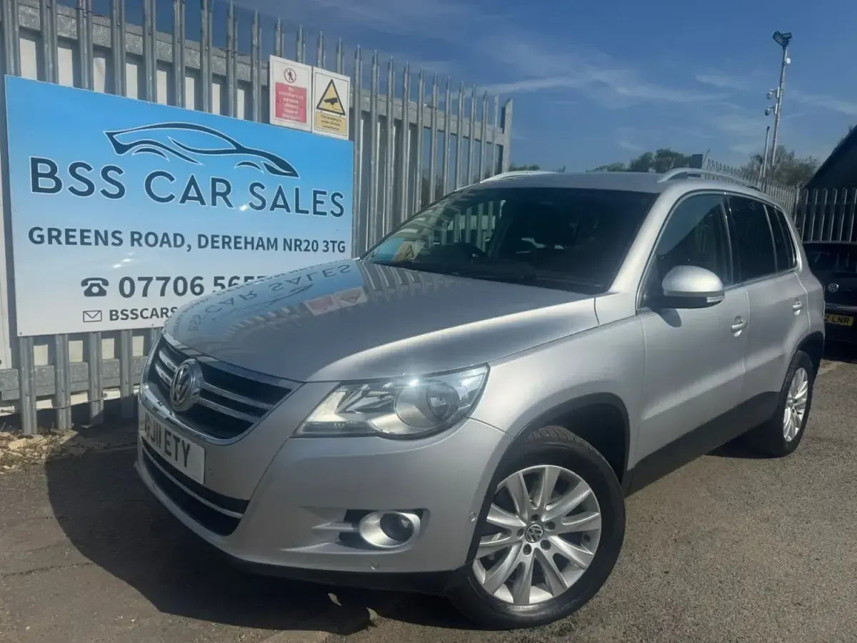 Używany VW Tiguan Match 140 KM (102 kW) 2011 Srebrny SUV
