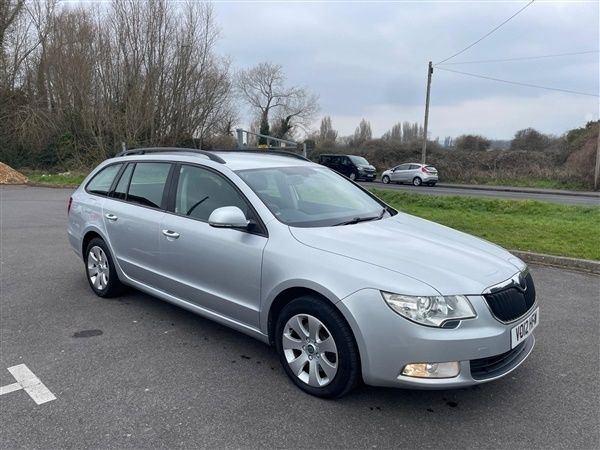Silver Used 2012 Skoda Superb Estate | £2,995 (Good price) - Image 1/1