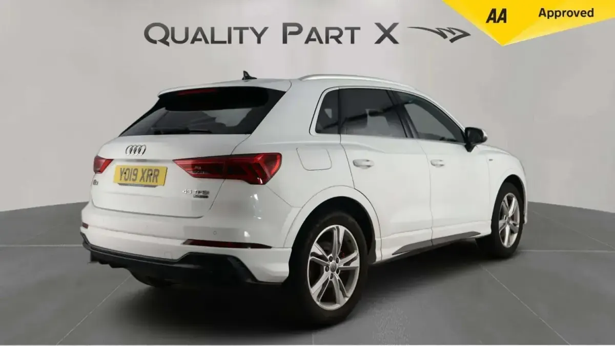 Second-hand Audi Q3 S-Line 230 CP (169 kW) 2019 Alb SUV