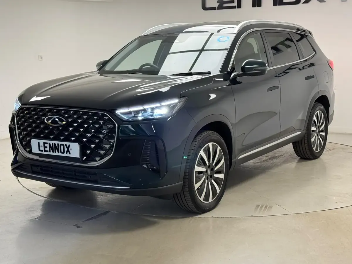 New Chery Tiggo 8 326 HP (239 kW) 2026 Green SUV