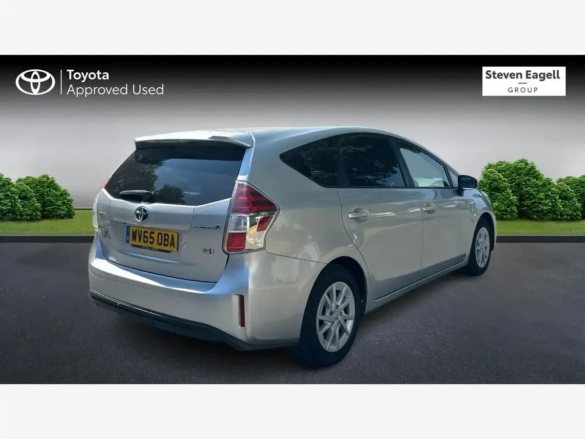 Used Toyota Prius+ 136 HP (100 kW) 2015 Silver MPV