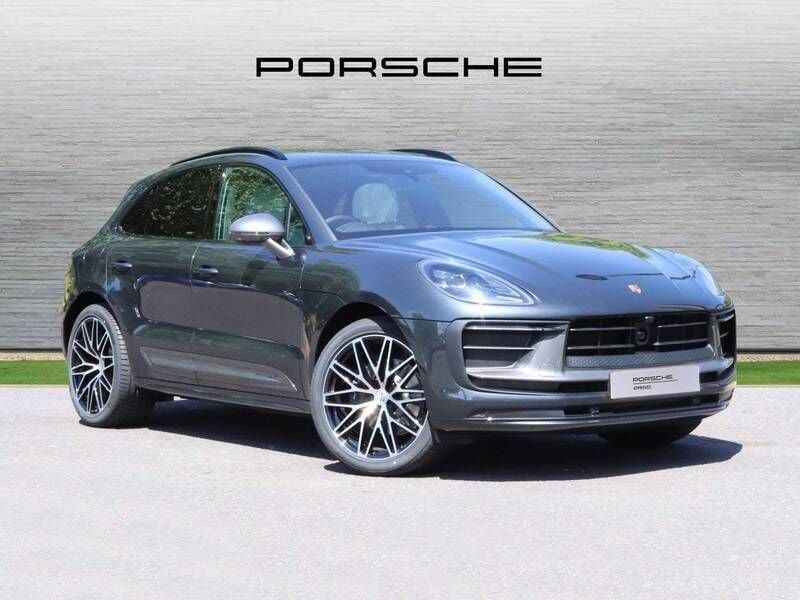 Volcano grey metallic New 2025 Porsche Macan SUV | £74,900 - Image 1/4