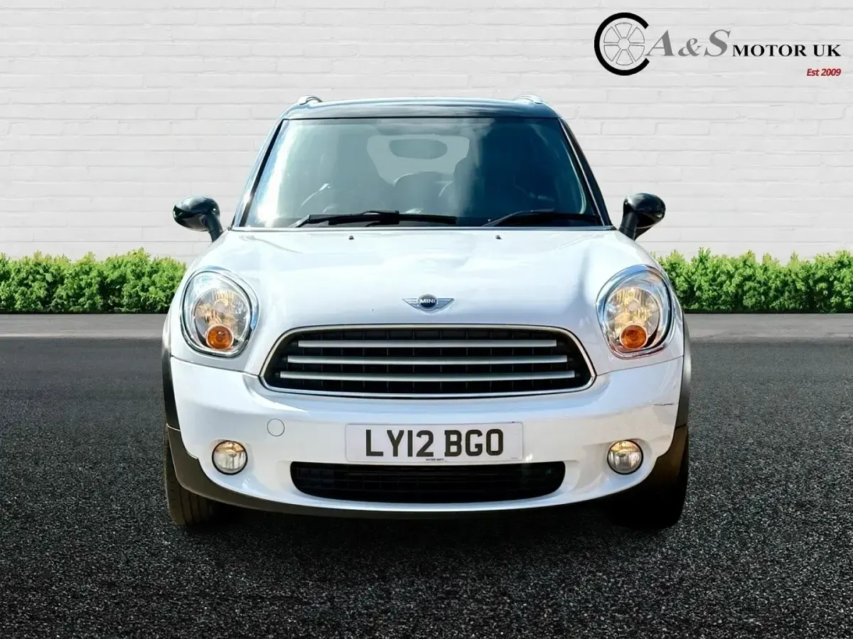 Used Mini Cooper D Countryman 112 HP (82 kW) 2012 White SUV
