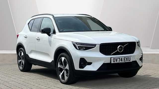 Used 2025 Volvo XC40 Plus SUV | £31,950 (A bit pricey) - Image 1/3
