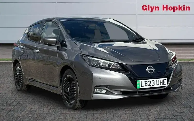Used Nissan Leaf N-Connecta 110 kW (150 HP) 2025 Hatchback