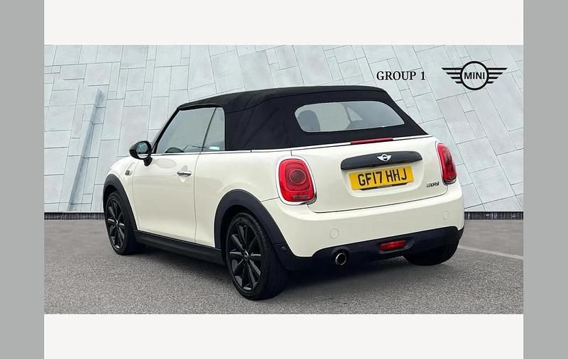 Used Mini Cooper Cabriolet 134 HP (98 kW) 2017 White Cabriolet