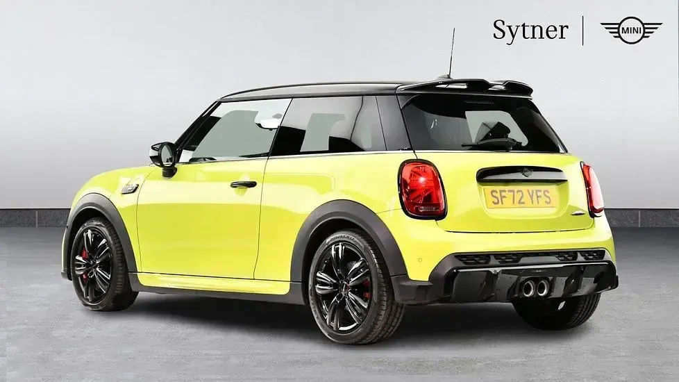 Used Mini John Cooper Works Hatch 228 HP (167 kW) 2022 Yellow Hatchback
