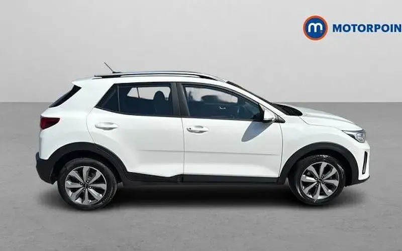 Used Kia Stonic 101 HP (74 kW) 2023 White SUV