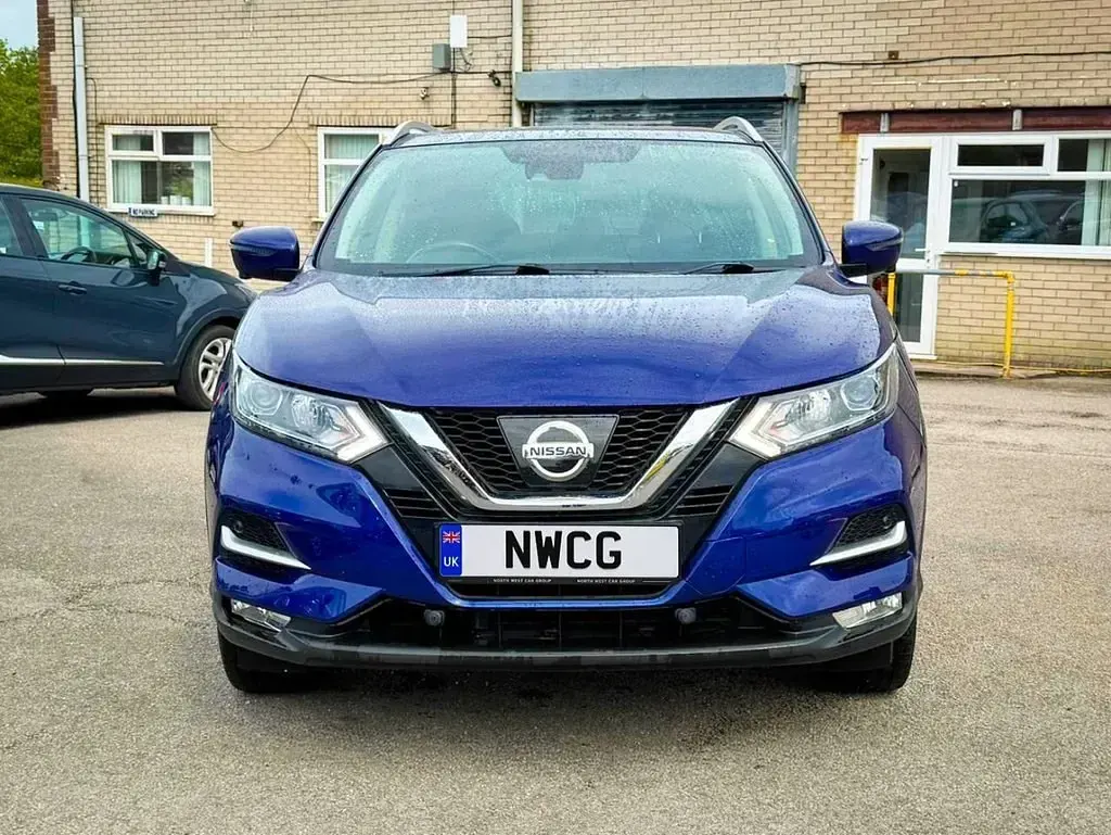 Used Nissan Qashqai N-Connecta 110 HP (80 kW) 2018 Blue SUV
