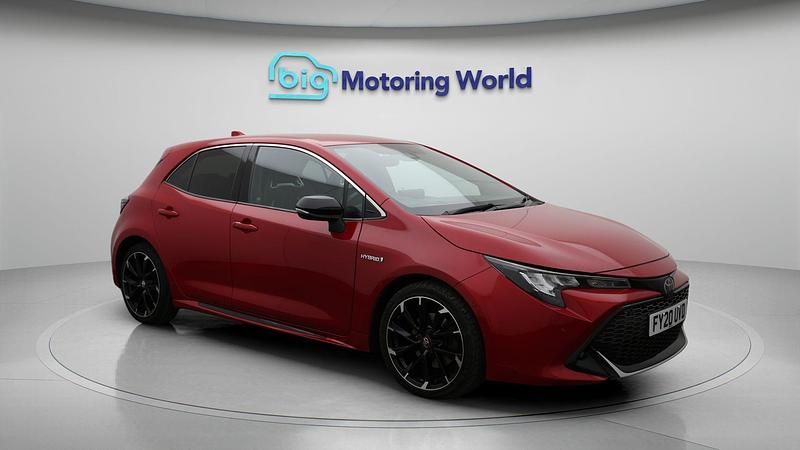 Used 2020 Toyota Corolla Sport | £14,900 (Fair price) - Image 1/4