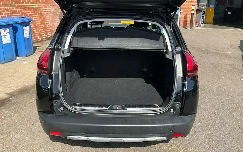 Used Peugeot 2008 Allure 82 HP (60 kW) 2017 Black SUV