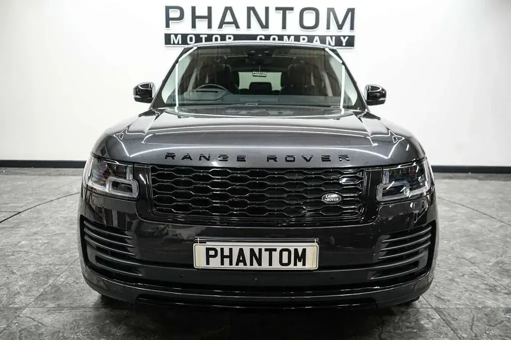 Used Land Rover Range Rover Vogue SE 404 HP (297 kW) 2019 Grey SUV