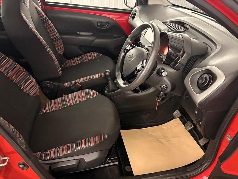 Used Citroën C1 Feel 2016 Red Hatchback