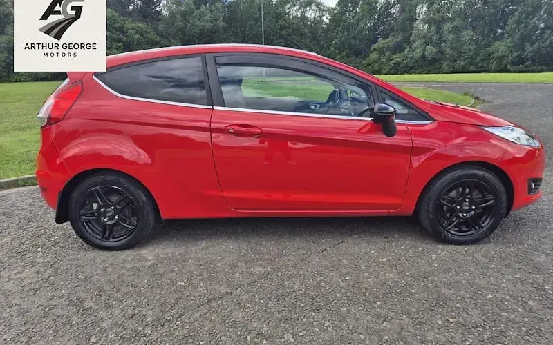 Used Ford Fiesta Zetec 82 HP (60 kW) 2017 Hatchback