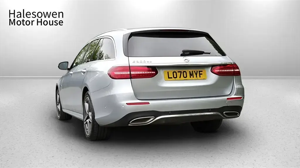 Used Mercedes E300 AMG line 306 HP (225 kW) 2020 Silver Estate
