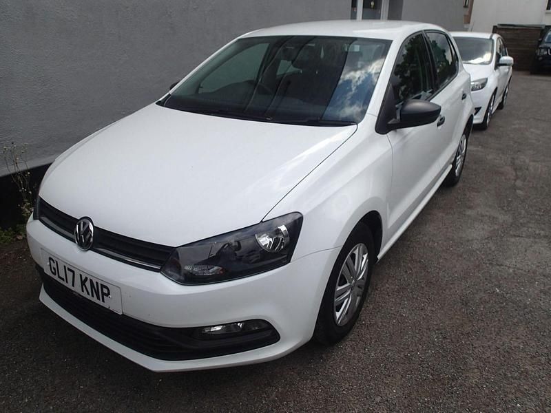 White Used 2017 VW Polo S Hatchback | £6,995 (Good price) - Image 1/4