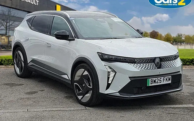 Used Renault Scenic E-Tech Iconic 160 kW (218 HP) 2025 SUV