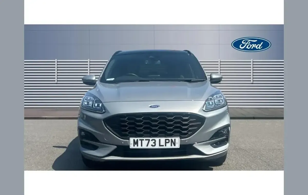 Used Ford Kuga ST-Line X 190 HP (139 kW) 2023 Silver SUV