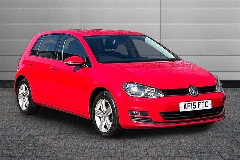 Used VW Golf VII Match 122 HP (89 kW) 2015 Tornado red Hatchback