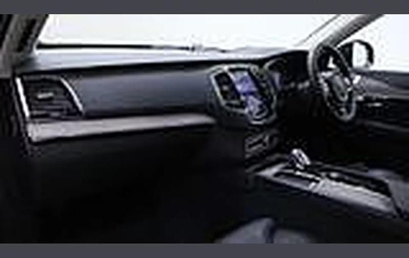 Image 3/4