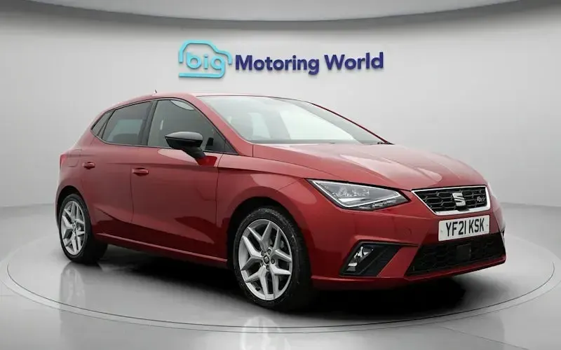 Usado Seat Ibiza FR 110 HP (80 kW) 2021 Vermelho Citadino