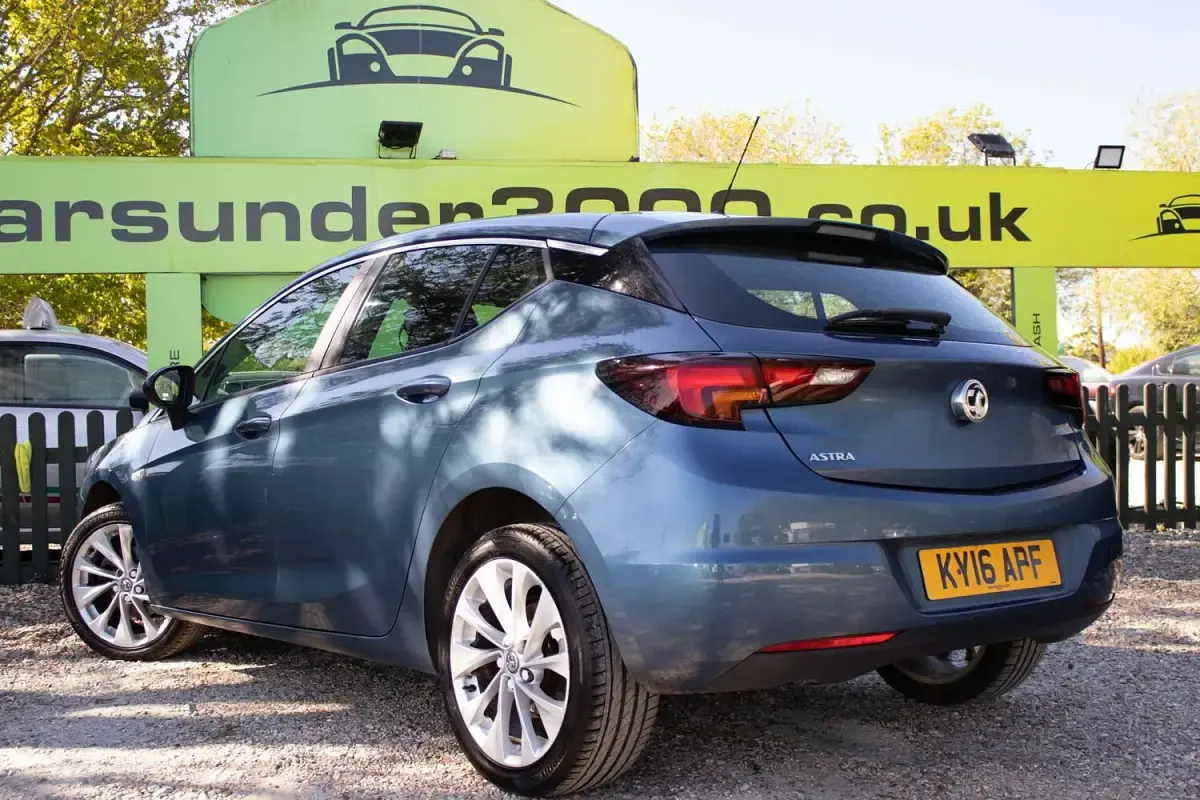 Used Vauxhall Astra 2016 Blue Hatchback