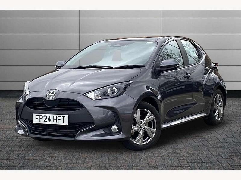 Used Toyota Yaris Hybrid 116 HP (85 kW) 2024 Grey Hatchback