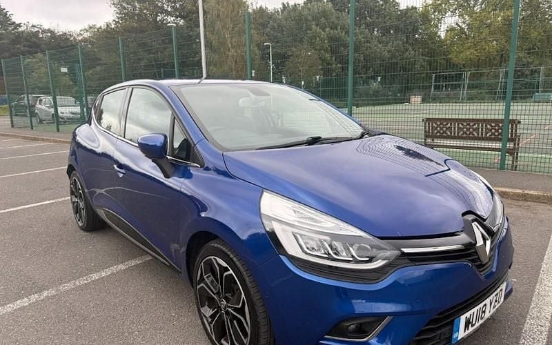 Blue Used 2018 Renault Clio IV Signature Hatchback | £8,995 (Fair price) - Image 1/4