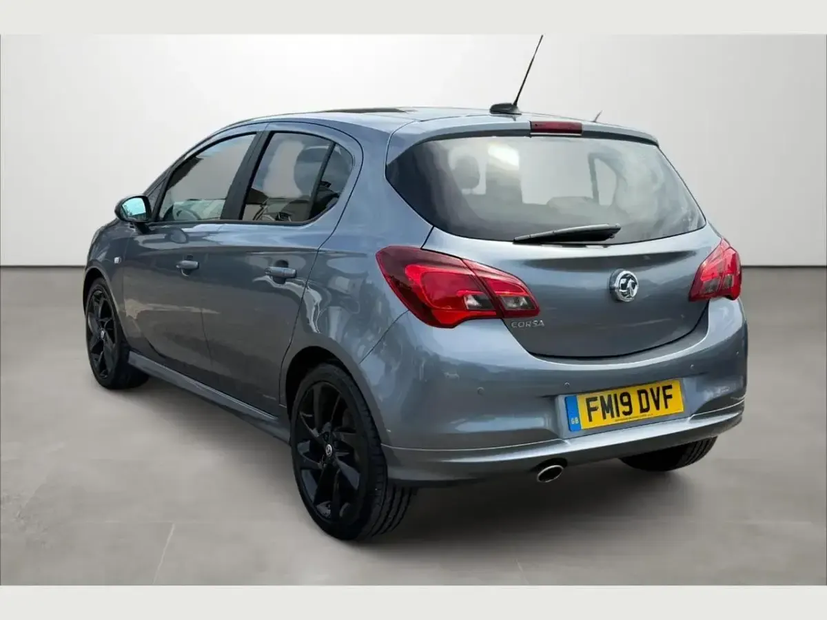 Used Vauxhall Corsa SRi 88 HP (64 kW) 2019 Grey Hatchback