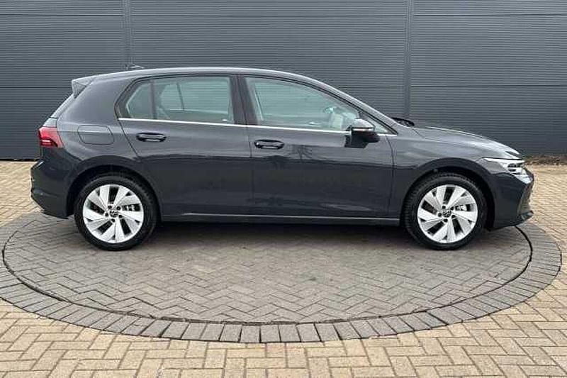 New VW Golf VIII Style 204 HP (150 kW) 2025 Grey Hatchback