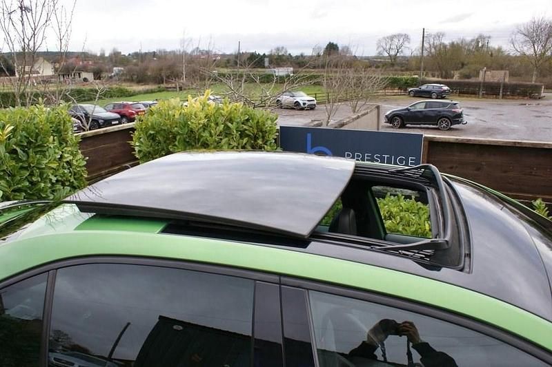 Used Skoda Octavia vRS 245 HP (180 kW) 2019 Green Hatchback