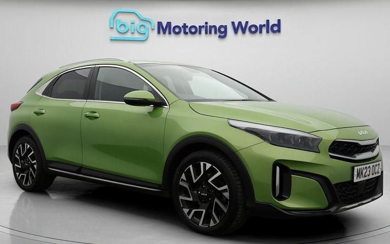 Green Used 2023 Kia XCeed SUV | £15,700 (Fair price) - Image 1/4