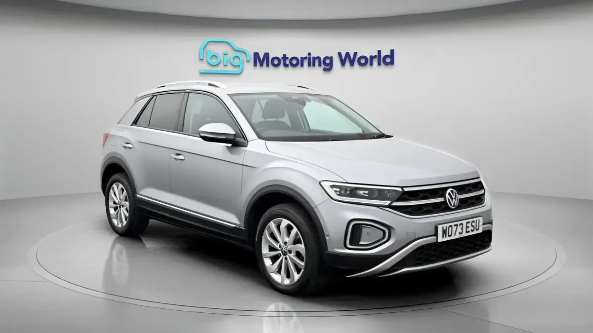 Usado VW T-Roc Style 150 HP (110 kW) 2024 SUV