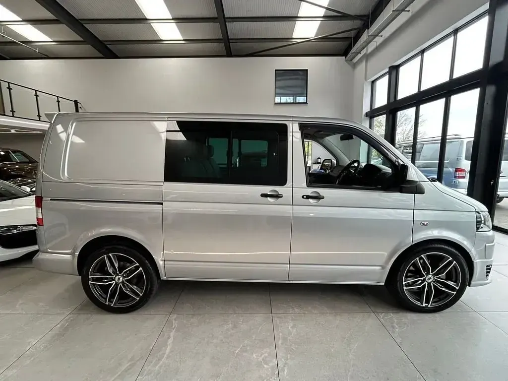 Usado VW Transporter 178 HP (130 kW) 2012 Prateado Van