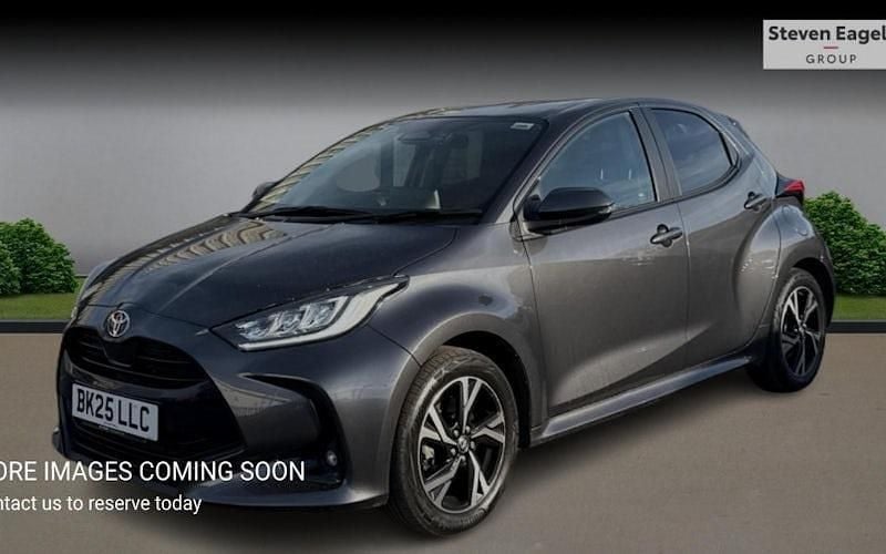 Used Toyota Yaris Hybrid Design 116 HP (85 kW) 2026 Hatchback