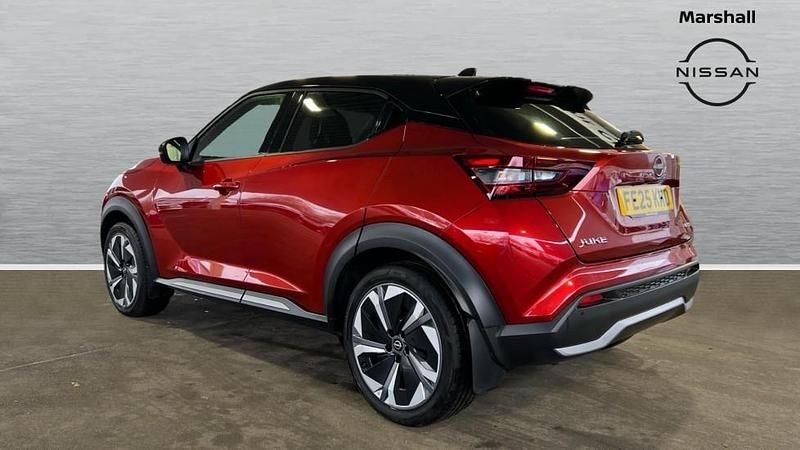 Used Nissan Juke Tekna+ 143 HP (105 kW) 2025 Two tone pearl  fuji sunset red with solid black  SUV