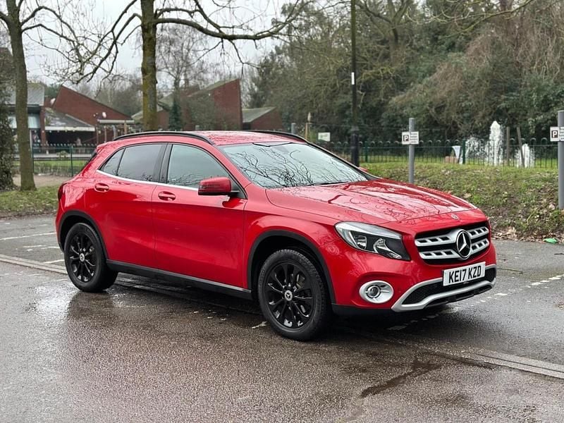 Used Mercedes GLA200 Executive 2017 Red SUV