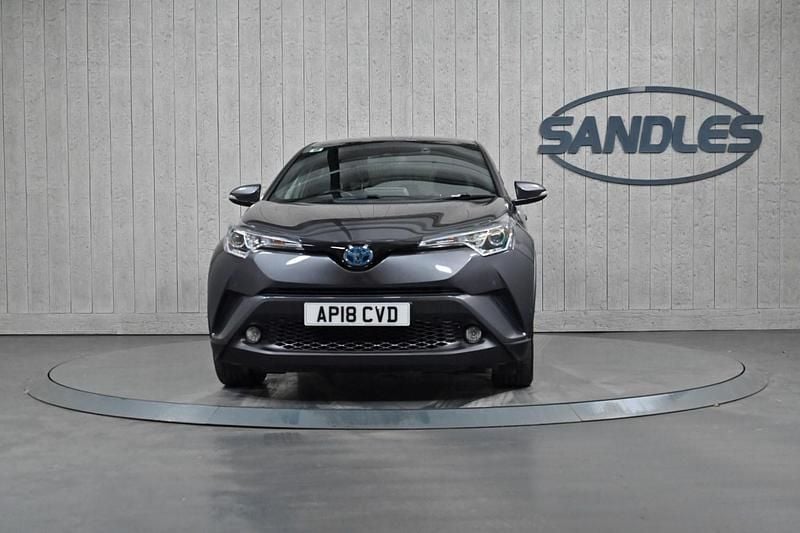 Used Toyota C-HR Design 122 HP (89 kW) 2018 Grey SUV
