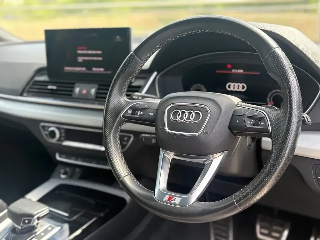 Used Audi Q5 S-Line 265 HP (194 kW) 2021 Blue SUV