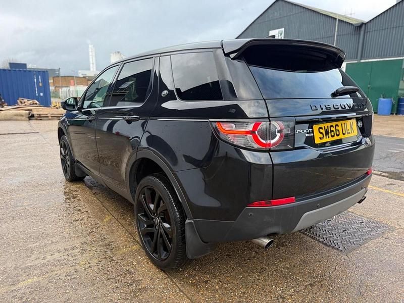 Used Land Rover Discovery Sport HSE 180 HP (132 kW) 2017 Black SUV