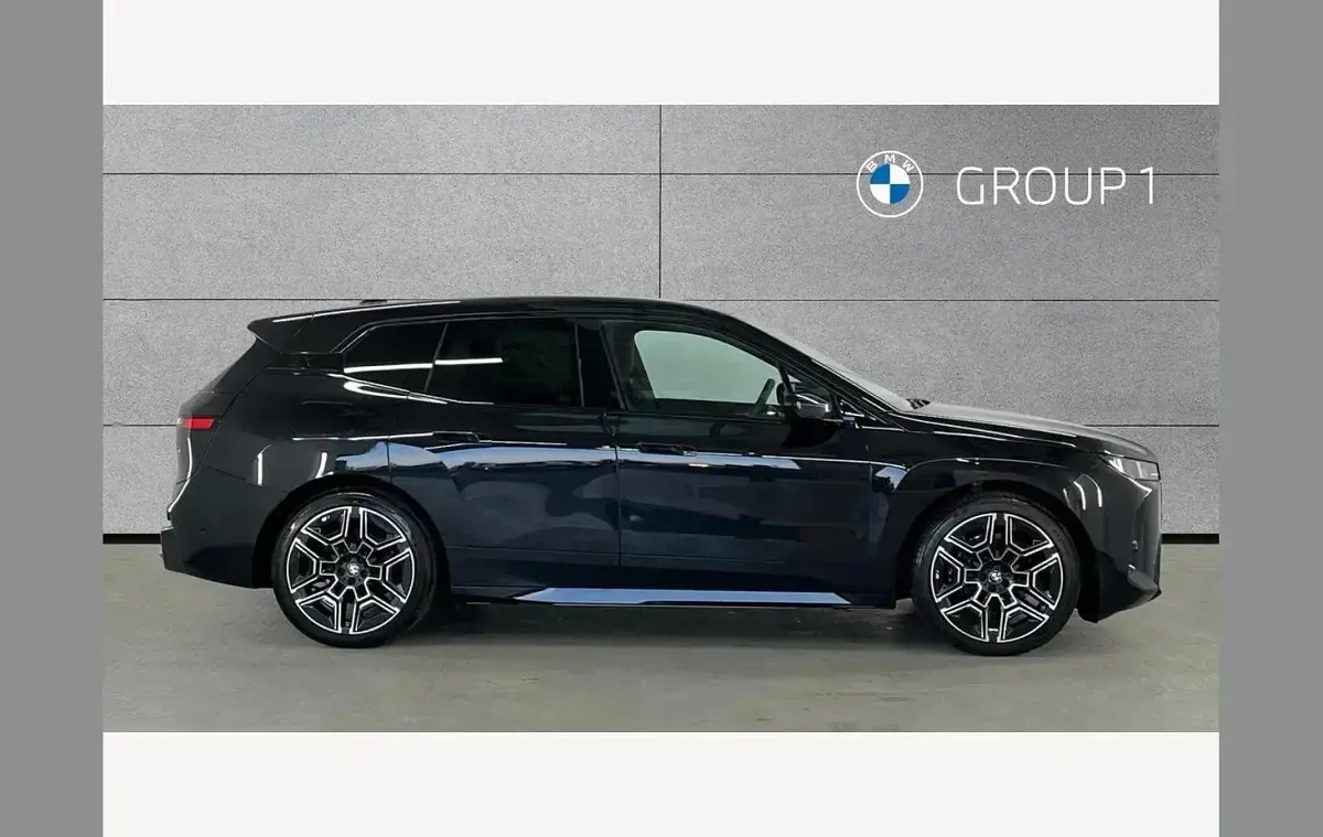 New BMW iX M Sport 300 kW (408 HP) 2025 Black sapphire metallic paint SUV