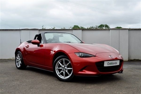 Red Used 2015 Mazda MX5 Cabriolet | £9,995 (Fair price) - Image 1/1