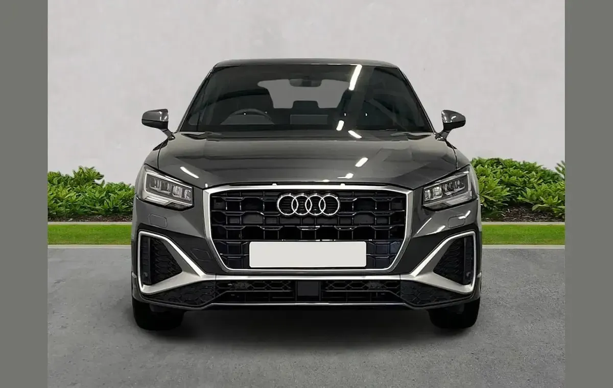 Nouă Audi Q2 S-Line 147 CP (108 kW) 2025 Other SUV