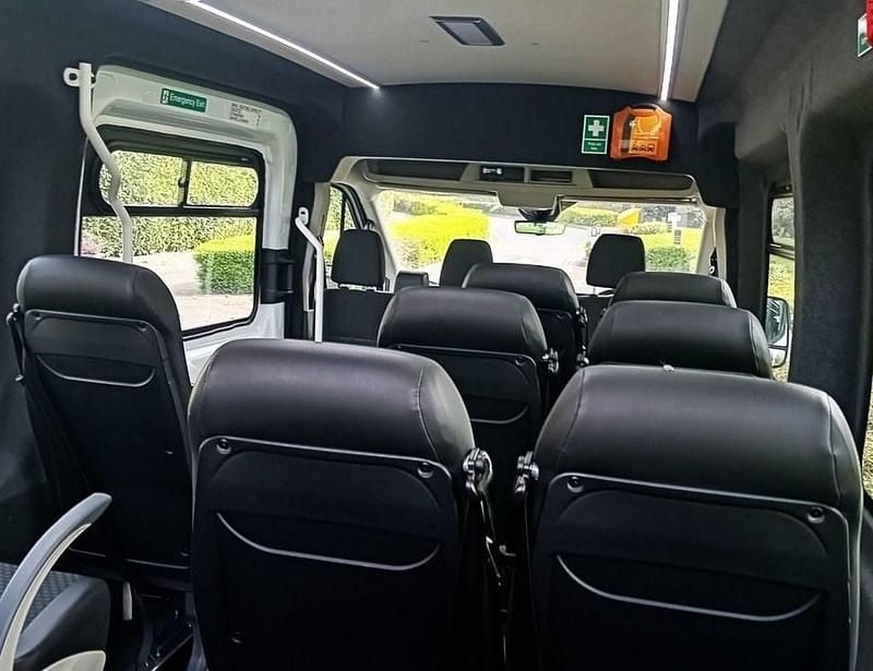 Used Ford E-Transit Trend 135 kW (184 HP) 2023 White Van