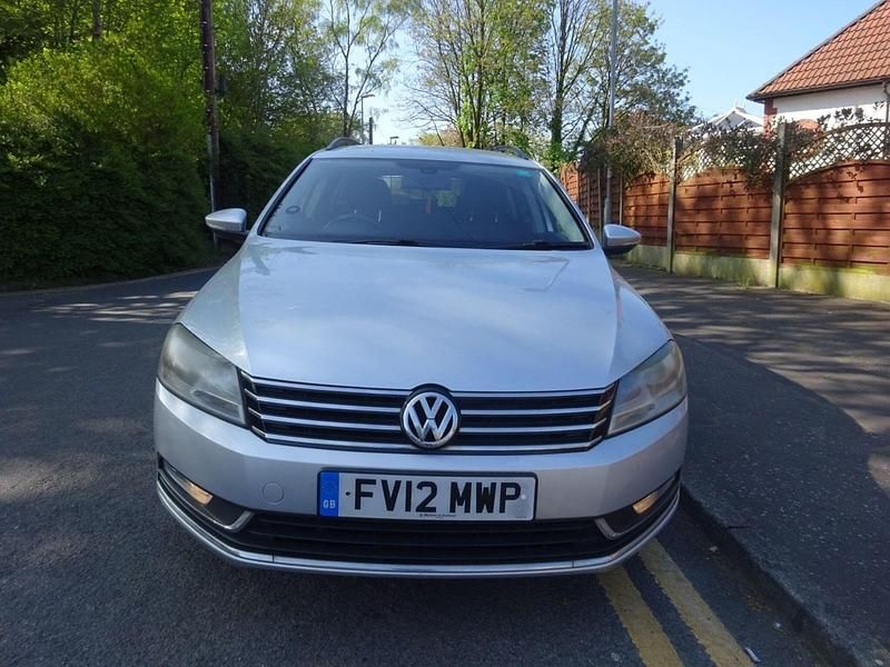 Usado VW Passat SE 2012 Prateado Carrinha