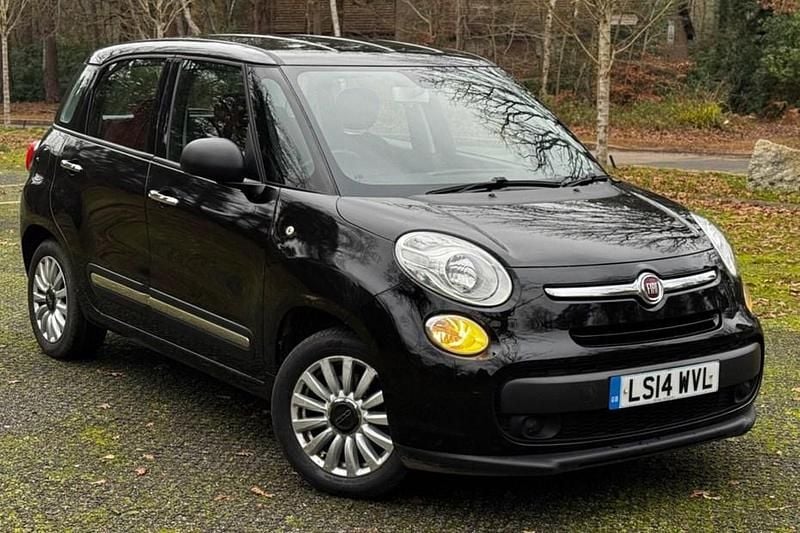 Black Used 2014 Fiat 500L Pop Star MPV | £2,390 (Good price) - Image 1/1